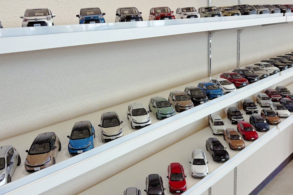 ネッツトヨタ瀬戸内 エミフルMASAKI店　内装